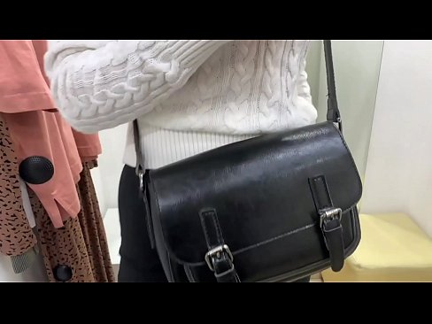 ❤️ Public masturbation sa batan-ong bitch FeralBerry nga adunay dildo sa fitting room ️ Porno sa amon