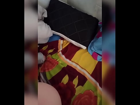 ❤️ Ang akong kauban sa kwarto nagpabilin nga nag-inusara sa balay tungod kay ang iyang bana nagbakasyon ug akong gipahimuslan ang higayon nga mangulitawo kaniya ug pun-on ang iyang asno sa gatas ️ Porno sa amon