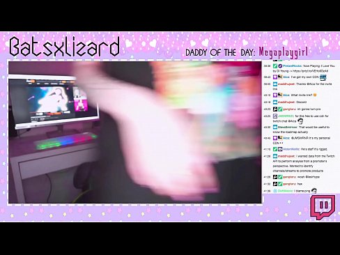 ❤️ NAKALIMOT ANG GAMER NGA I-OFF ANG STREAM UG NAG-SQUIRTED LIVE ON AIR ️ Porno sa amon