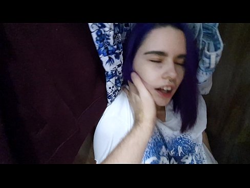 ❤️ Nakit-an akong igsoong babaye sa aparador ug gitabangan siya sa iyang cum ️ Porno sa amon